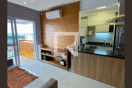 Sala de apartamento à venda com 2 quartos, 67m² em Vila Alexandria, São Paulo