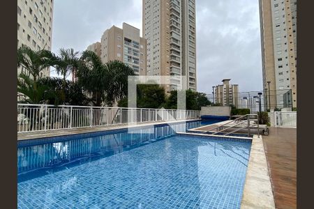 Apartamento à venda com 67m², 2 quartos e 1 vagaÁrea comum - Piscina