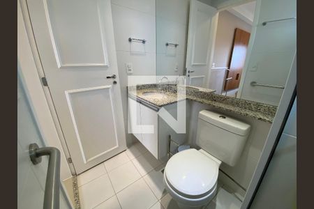 Apartamento à venda com 67m², 2 quartos e 1 vagaBanheiro da Suíte