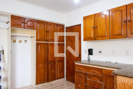 Apartamento à venda com 156m², 4 quartos e 2 vagasCOZINHA