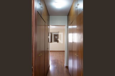 Apartamento à venda com 156m², 4 quartos e 2 vagasCLOSET