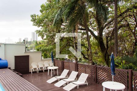 Apartamento à venda com 156m², 4 quartos e 2 vagasÁREA COMUM - PISCINA