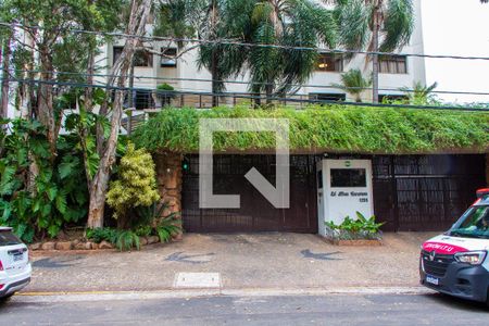 Apartamento à venda com 156m², 4 quartos e 2 vagasFACHADA