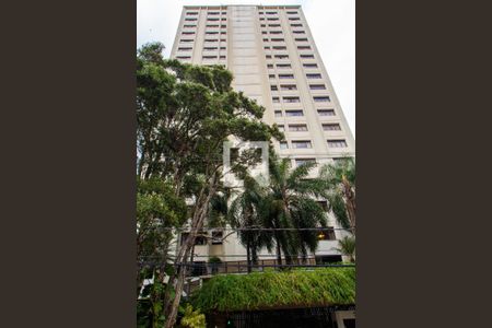 Apartamento à venda com 156m², 4 quartos e 2 vagasFACHADA