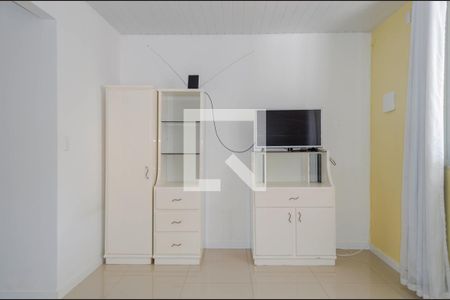 Sala / Quarto de kitnet/studio para alugar com 1 quarto, 60m² em Agronômica, Florianópolis
