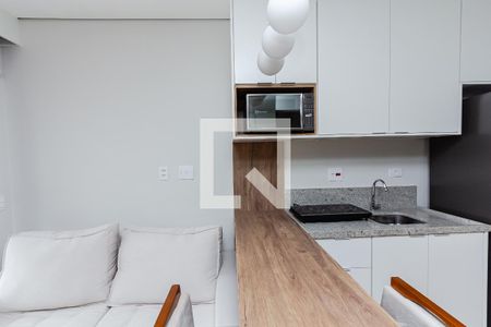 Sala/Cozinha de apartamento para alugar com 1 quarto, 32m² em Indianópolis, São Paulo