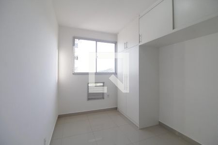 Quarto 1 de apartamento para alugar com 2 quartos, 52m² em Recreio dos Bandeirantes, Rio de Janeiro