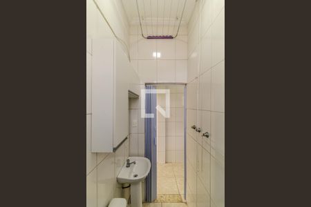 Banheiro de apartamento para alugar com 1 quarto, 35m² em Santa Ifigênia, São Paulo