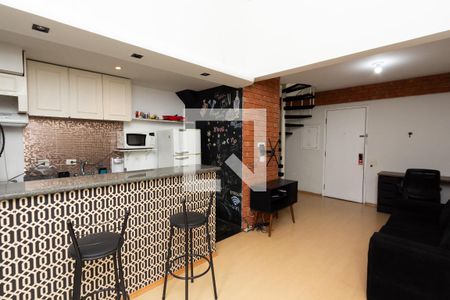 Sala/Cozinha de apartamento para alugar com 1 quarto, 58m² em Moema, São Paulo