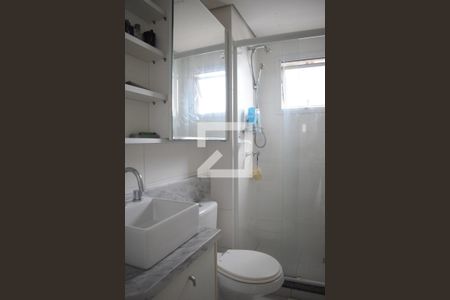 Banheiro Suíte de apartamento para alugar com 2 quartos, 72m² em Capão Raso, Curitiba
