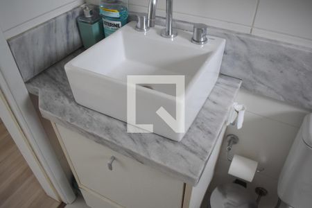 Banheiro Suíte de apartamento à venda com 2 quartos, 72m² em Capão Raso, Curitiba