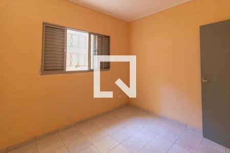 Casa de condomínio à venda com 250m², 4 quartos e 1 vagaQuarto- Casa 2