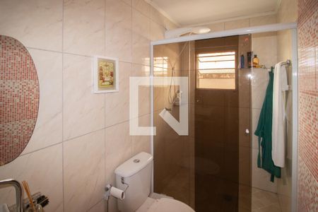 Banheiro de casa de condomínio à venda com 4 quartos, 250m² em Carandiru, São Paulo