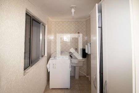 Casa de condomínio à venda com 250m², 4 quartos e 1 vagaÁrea de Serviço