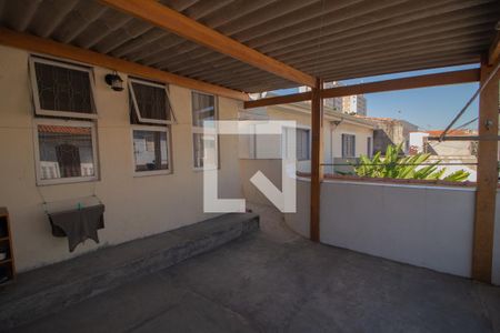 Casa de condomínio à venda com 250m², 4 quartos e 1 vagaVaranda