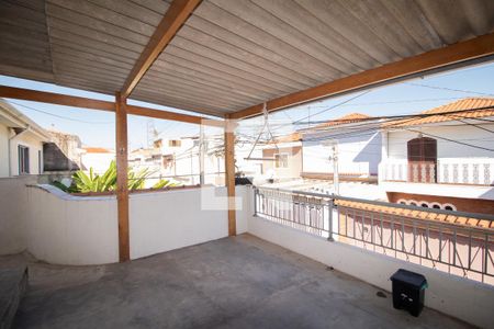 Casa de condomínio à venda com 250m², 4 quartos e 1 vagaVaranda
