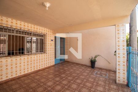 Casa de condomínio à venda com 250m², 4 quartos e 1 vagaGaragem