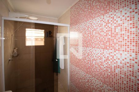 Banheiro de casa de condomínio à venda com 4 quartos, 250m² em Carandiru, São Paulo