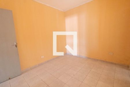 Casa de condomínio à venda com 250m², 4 quartos e 1 vagaQuarto- Casa 2