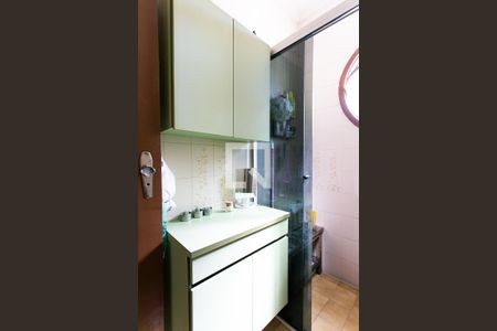 Casa à venda com 167m², 4 quartos e 2 vagasBanheiro Social