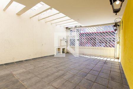 Casa à venda com 167m², 4 quartos e 2 vagasGaragem