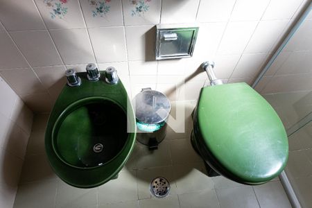 Casa à venda com 167m², 4 quartos e 2 vagasBanheiro da Suíte