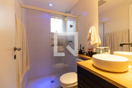 Apartamento para alugar com 65m², 2 quartos e 1 vaga Apartamento para alugar com 65m², 2 quartos e 1 vagaBanheiro da Suíte