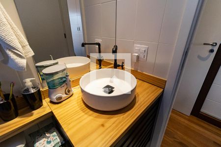 Apartamento para alugar com 65m², 2 quartos e 1 vaga Apartamento para alugar com 65m², 2 quartos e 1 vagaBanheiro da Suíte