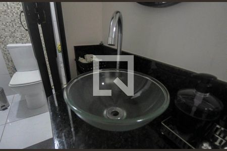 Lavabo de casa à venda com 4 quartos, 232m² em Jardim Vila Formosa, São Paulo
