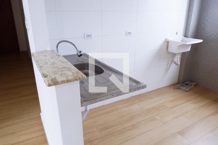 Cozinha de apartamento para alugar com 2 quartos, 50m² em Esplanada dos Barreiros, São Vicente