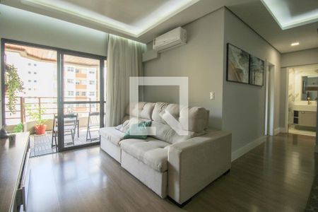 Sala de apartamento à venda com 2 quartos, 70m² em Cambuí, Campinas
