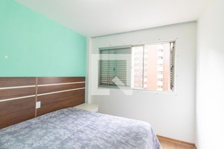 Quarto 1 de apartamento para alugar com 2 quartos, 57m² em Água Verde, Curitiba