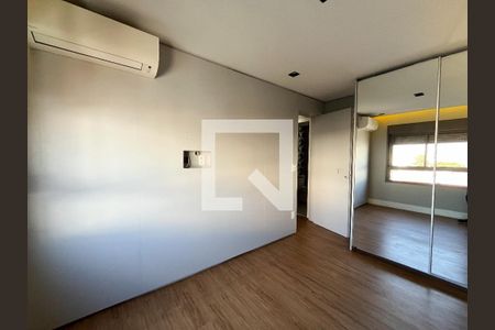 Suite de apartamento à venda com 2 quartos, 68m² em Mirandópolis, São Paulo