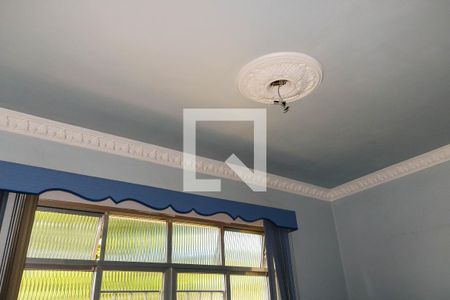 Casa à venda com 170m², 5 quartos e 4 vagas Casa à venda com 170m², 5 quartos e 4 vagasQuarto 4 - 2º Pavimento