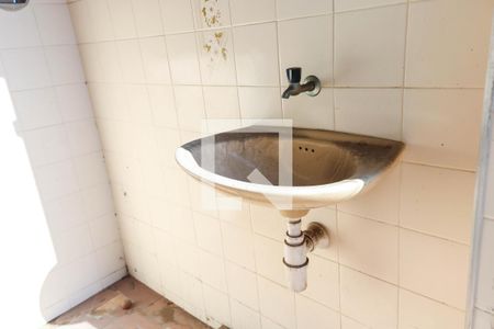 Casa à venda com 170m², 5 quartos e 4 vagas Casa à venda com 170m², 5 quartos e 4 vagasBanheiro de Serviço