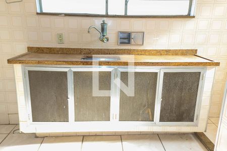 Casa à venda com 170m², 5 quartos e 4 vagas Casa à venda com 170m², 5 quartos e 4 vagasCozinha - 1° Pavimento