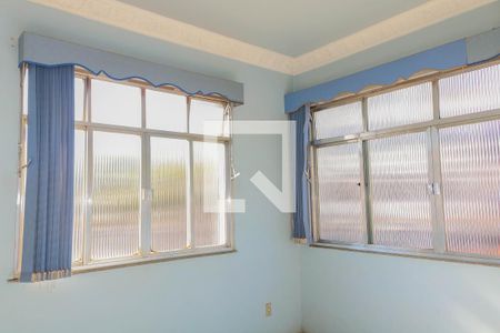 Casa à venda com 170m², 5 quartos e 4 vagas Casa à venda com 170m², 5 quartos e 4 vagasQuarto 5 - 2º Pavimento