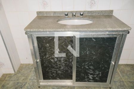 Casa à venda com 170m², 5 quartos e 4 vagas Casa à venda com 170m², 5 quartos e 4 vagasBanheiro 2º Pavimento