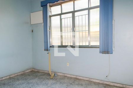 Casa à venda com 170m², 5 quartos e 4 vagas Casa à venda com 170m², 5 quartos e 4 vagasQuarto 1 - 2º Pavimento