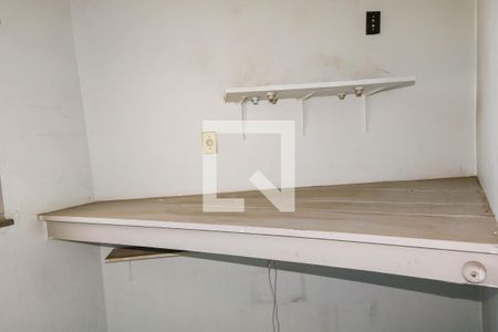 Casa à venda com 170m², 5 quartos e 4 vagas Casa à venda com 170m², 5 quartos e 4 vagasCloset do Quarto 5 - 2º Pavimento