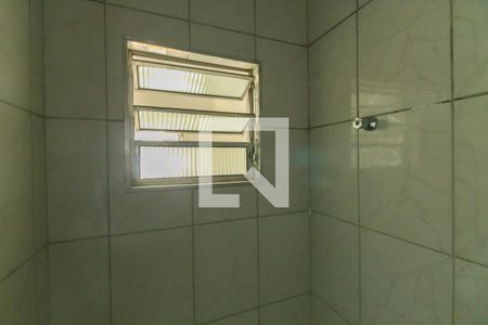 Banheiro de casa para alugar com 1 quarto, 30m² em Vila Carrão, São Paulo