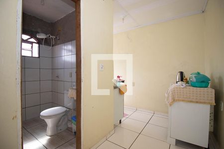 Cozinha e Área de Serviço de casa para alugar com 1 quarto, 70m² em Qr 410, Brasília