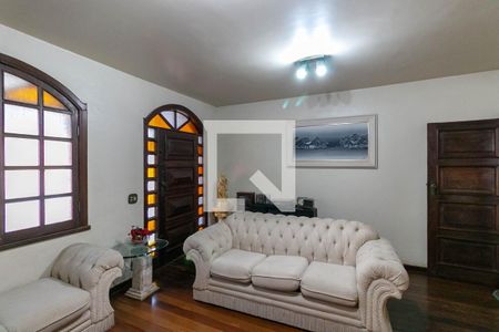 Casa à venda com 3 quartos, 329m² em Jardim Montanhês, Belo Horizonte