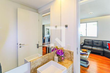 Lavabo de apartamento para alugar com 3 quartos, 135m² em Santo Amaro, São Paulo