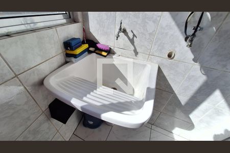 Área de serviço de apartamento para alugar com 2 quartos, 86m² em Aviação, Praia Grande