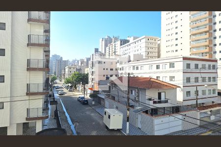 Vista da suíte de apartamento para alugar com 2 quartos, 86m² em Aviação, Praia Grande