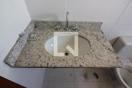 Apartamento à venda com 65m², 2 quartos e 2 vagasSuíte 1 Banheiro 