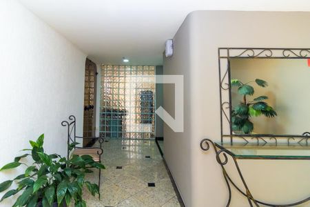 Apartamento à venda com 108m², 2 quartos e 1 vaga Apartamento à venda com 108m², 2 quartos e 1 vagaHall de entrada