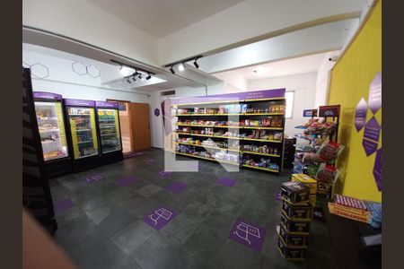 Apartamento à venda com 54m², 2 quartos e 1 vagaMercadinho