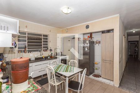 Cozinha de casa para alugar com 3 quartos, 50m² em Vila Caraguata, São Paulo